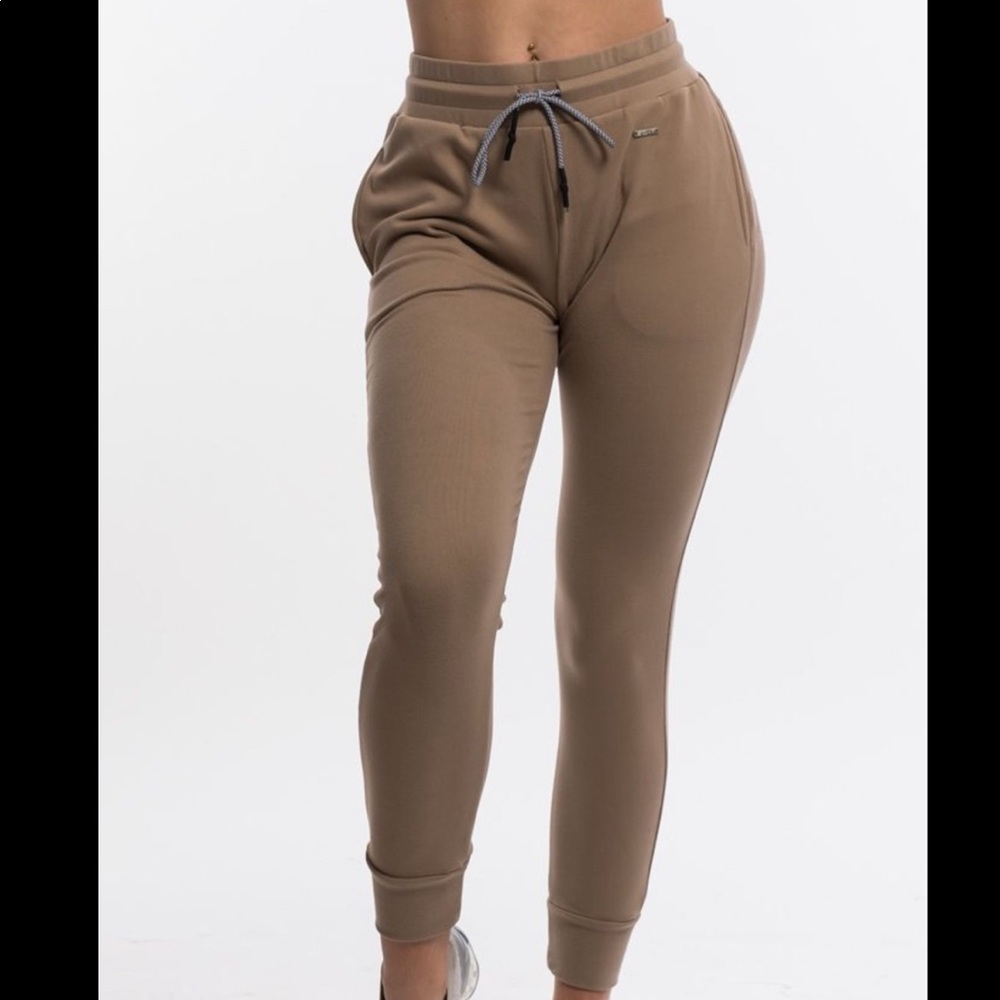 ECHT Play Joggers - Cashmere